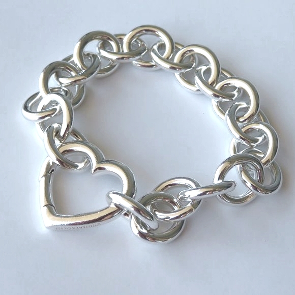TIFFANY & Co Heart Clasp Chain Bracelet - Picture 3 of 17